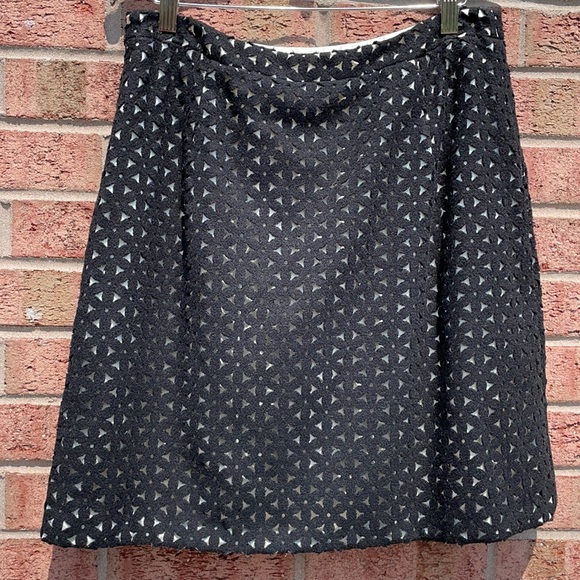 Milly Black Laser Cut Floral Skirt Size 10 Vintage Preppy Old Money - Picture 5 of 10